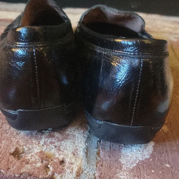 Hush Puppies Black Leather Loafers for Women Size 8.5 - Picture 5 of 7